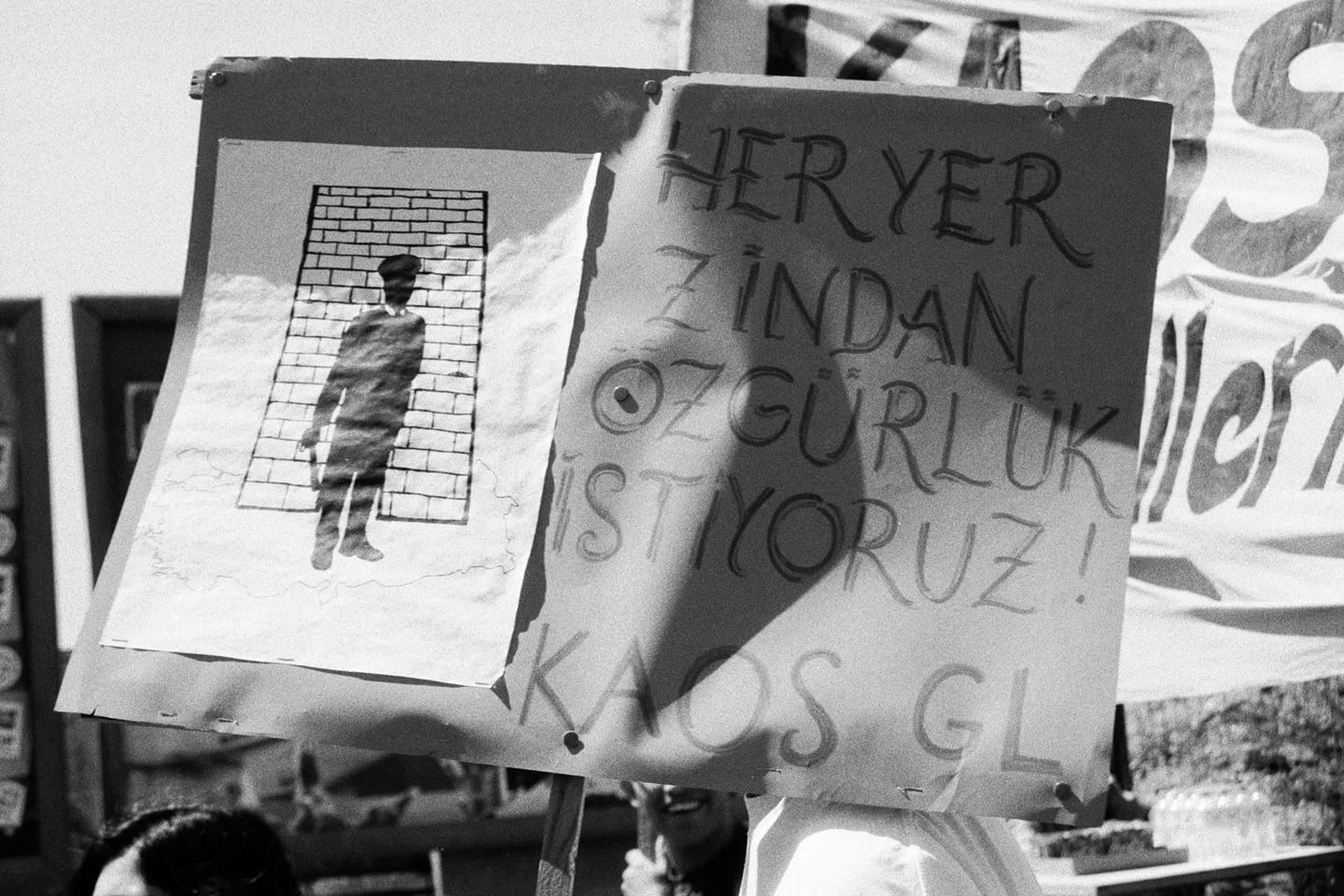 Sansüre karşı mücadelemiz sürecek! | Kaos GL - LGBTİ+ Haber Portalı Haber
