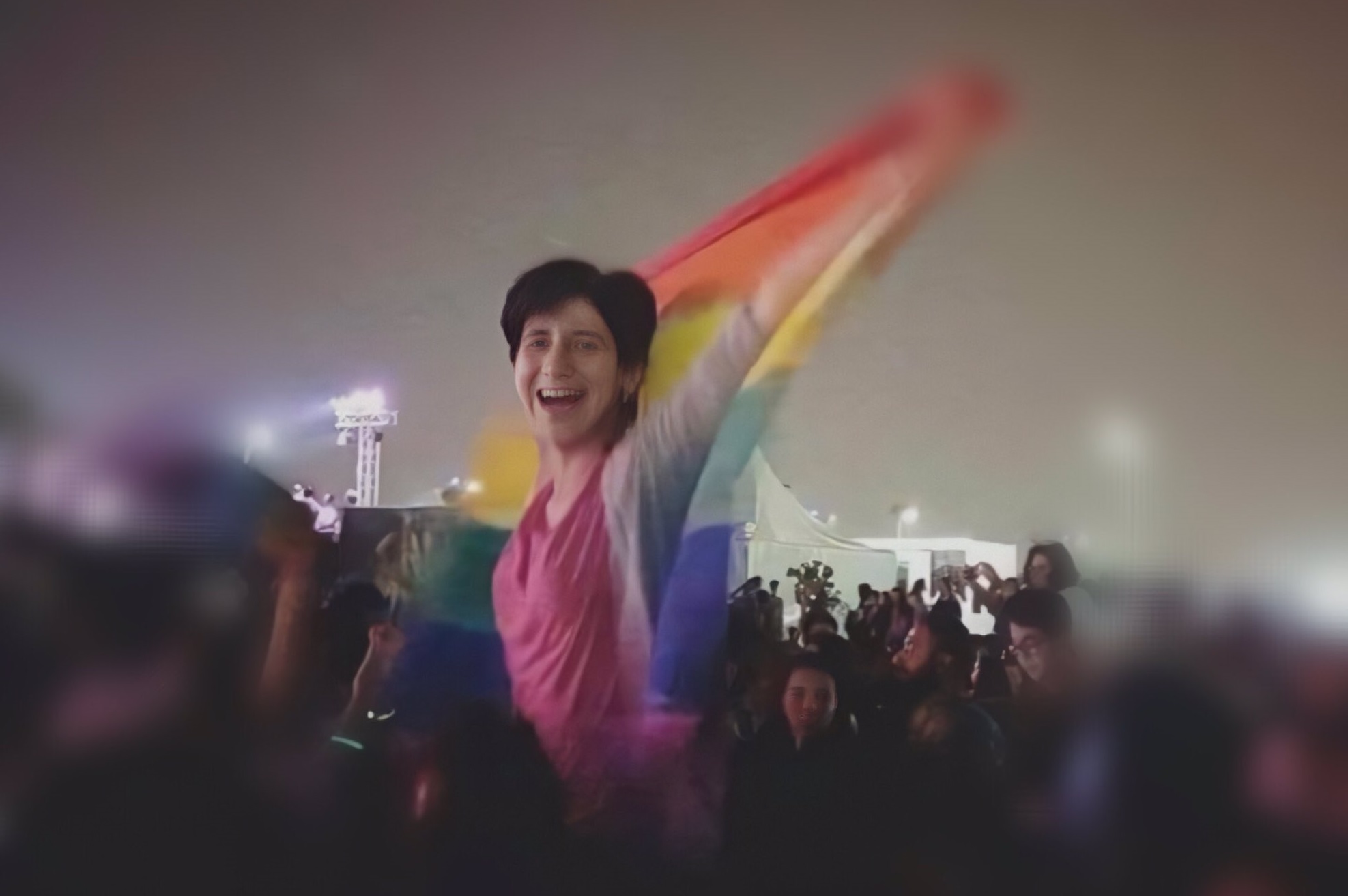 Sarah Hegazy hayatına son verdi | Kaos GL - LGBTİ+ Haber Portalı