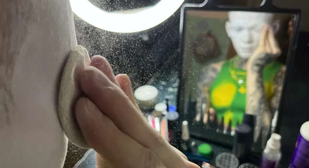 “Savaş kaybedildi, ekonomi mahvoldu, yeni bir günah keçisi gerekiyordu o da LGBT’ler oldu” | Kaos GL - LGBTİ+ Haber Portalı Haber