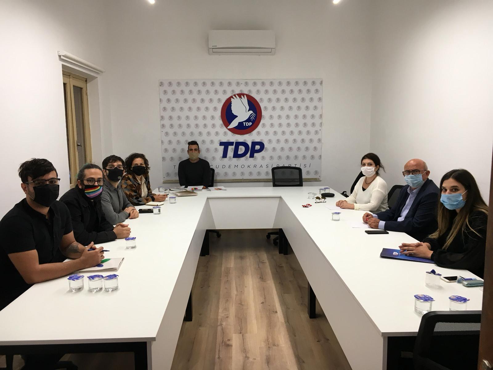 Toplumcu Demokrasi Partisi LGBTİ+ hakları için işbirliğine hazır | Kaos GL - LGBTİ+ Haber Portalı Haber