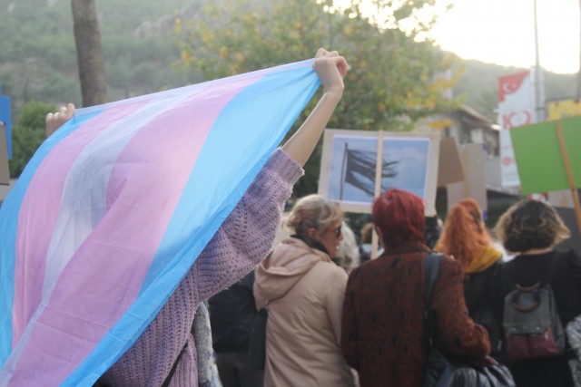 Trans Onur Haftası, Kadıköy sokaklarından sordu: Poyraz’a ne oldu? | Kaos GL - LGBTİ+ Haber Portalı