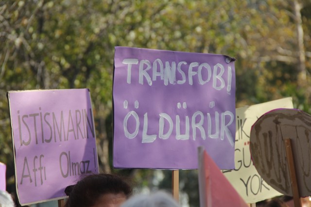 Trans Pride İstanbul’dan basın açıklamasına çağrı: "Poyraz için ve içerideki tüm translar için adalet istemeye geliyoruz" | Kaos GL - LGBTİ+ Haber Portalı