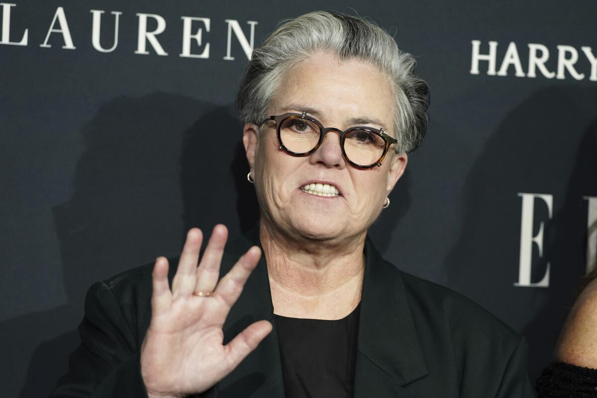 Trump, lezbiyen komedyen Rosie O’Donnell’ı hedef aldı: “Vatandaşlığını elinden almayı düşünüyoruz” | Kaos GL - LGBTİ+ Haber Portalı Haber
