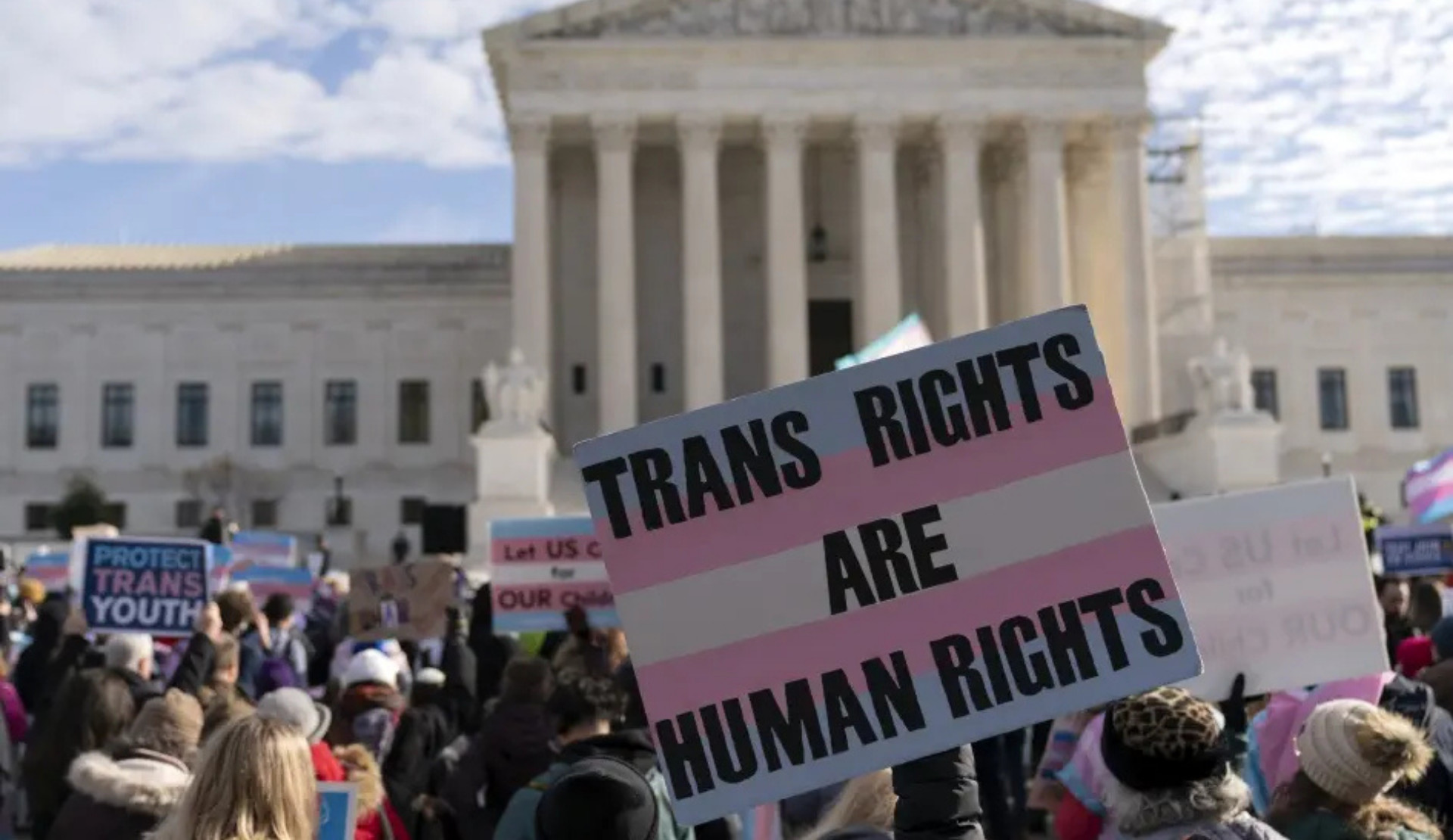 Trump, üniversiteleri “transları tanımama” hükmünü içeren sözleşmeyi imzalamaya zorluyor | Kaos GL - LGBTİ+ Haber Portalı