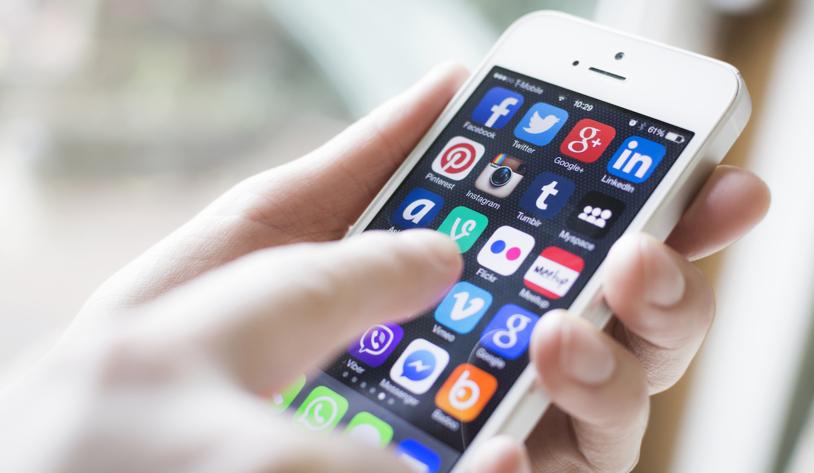 Tüm sosyal medya platformları LGBTİ+’ların güvenliğinde sınıfta kaldı Kaos GL - LGBTİ+ Haber Portalı