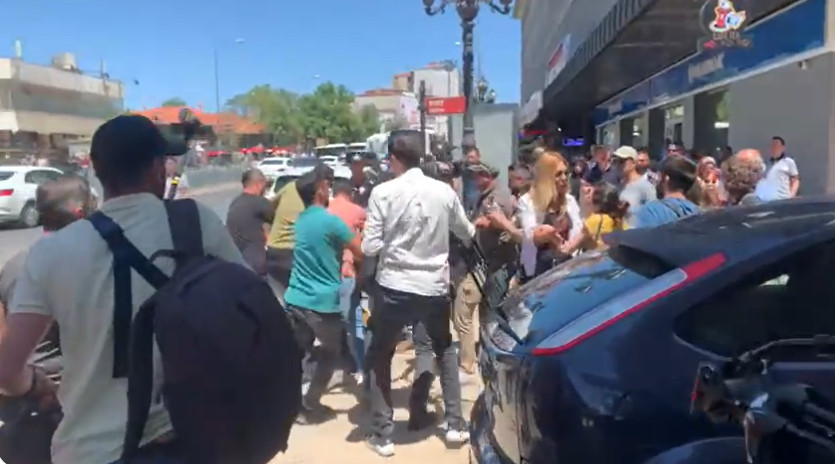 Tutuklu gazeteciler için düzenlenen basın açıklamasına polis saldırdı: 3 gözaltı | Kaos GL - LGBTİ+ Haber Portalı Haber