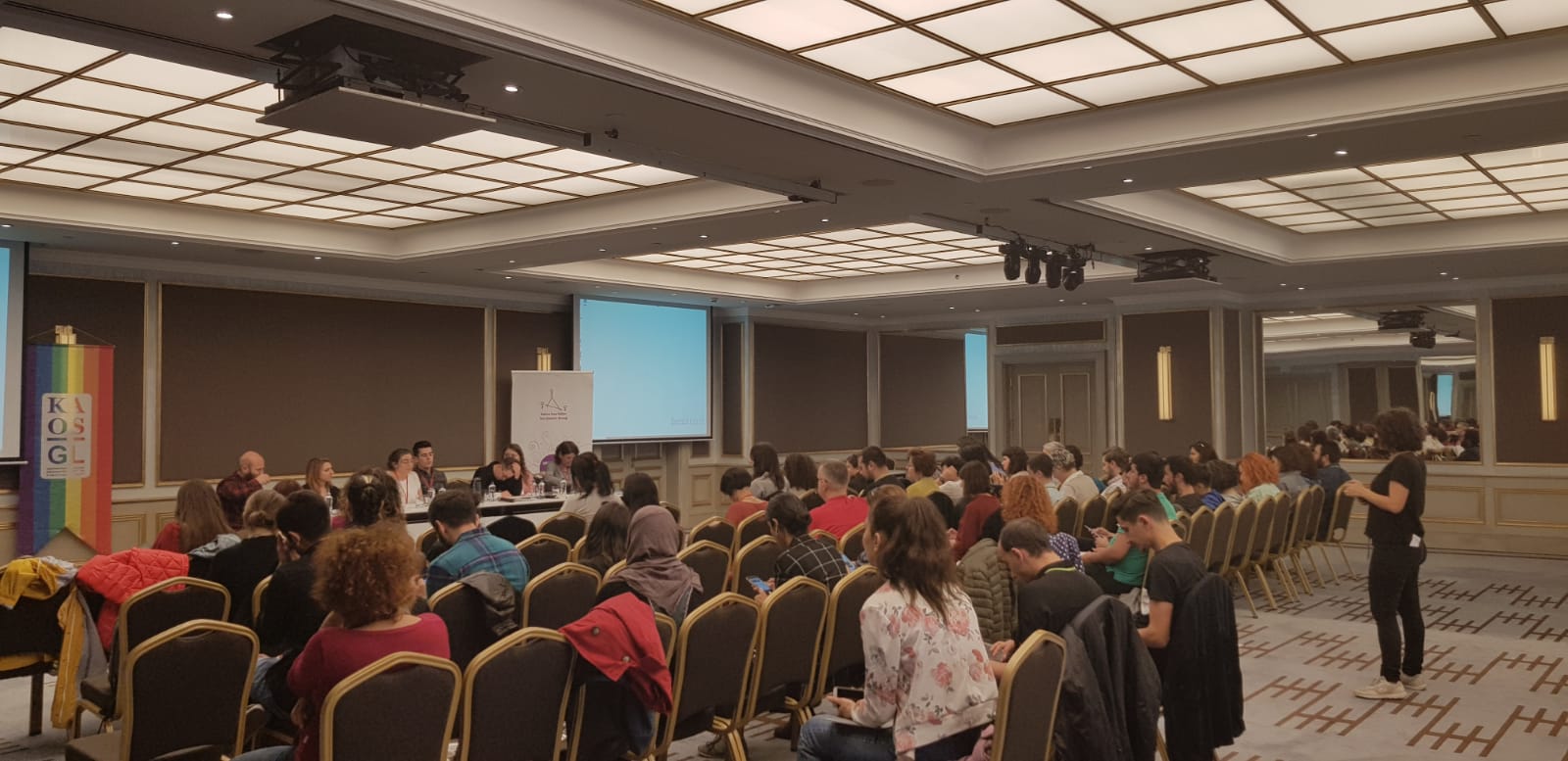 Yerel siyasetten medyaya: Feminizm ve LGBTİ+ mücadelesi nasıl ortaklaşır? | Kaos GL - LGBTİ+ Haber Portalı Haber