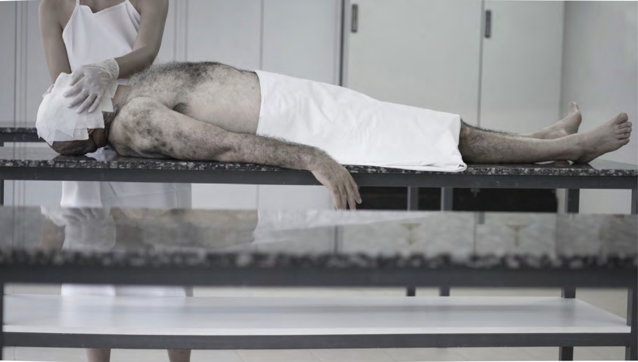 Yeryüzünün lanetlilerine adanmış bir sergi: Nothing is Going to Hurt You | Kaos GL - LGBTİ+ Haber Portalı Haber