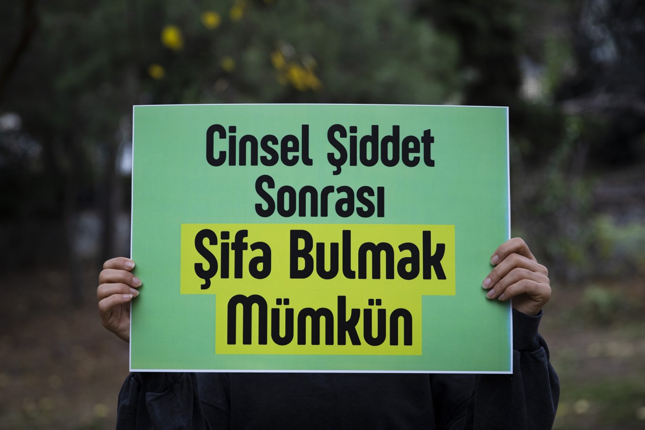 9 paragrafla Sen | Kaos GL - LGBTİ+ Haber Portalı Gökkuşağı Forumu Köşe Yazısı