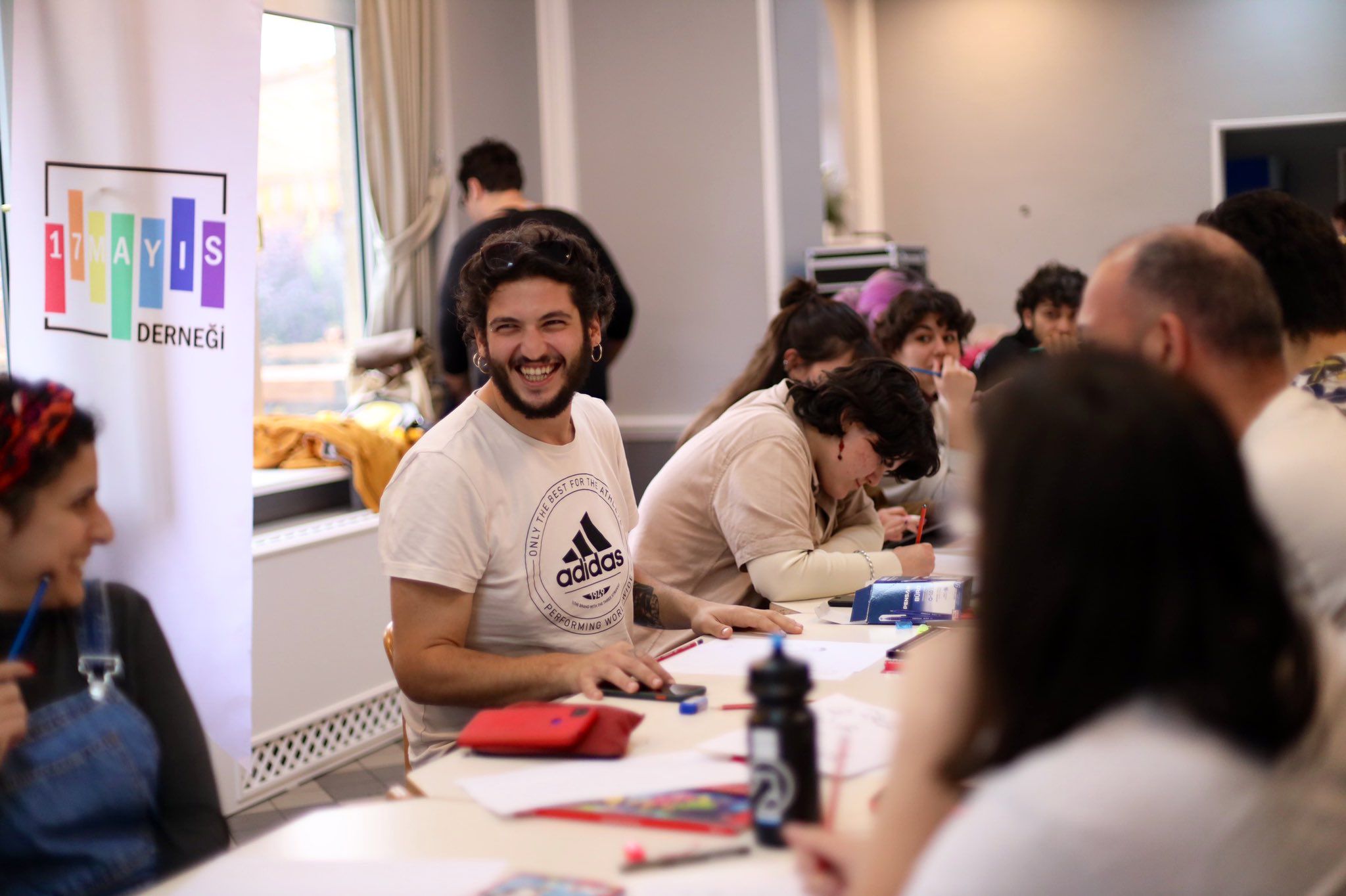 Ankara’dan bir 17 Mayıs geçti! | Kaos GL - LGBTİ+ Haber Portalı Gökkuşağı Forumu Köşe Yazısı