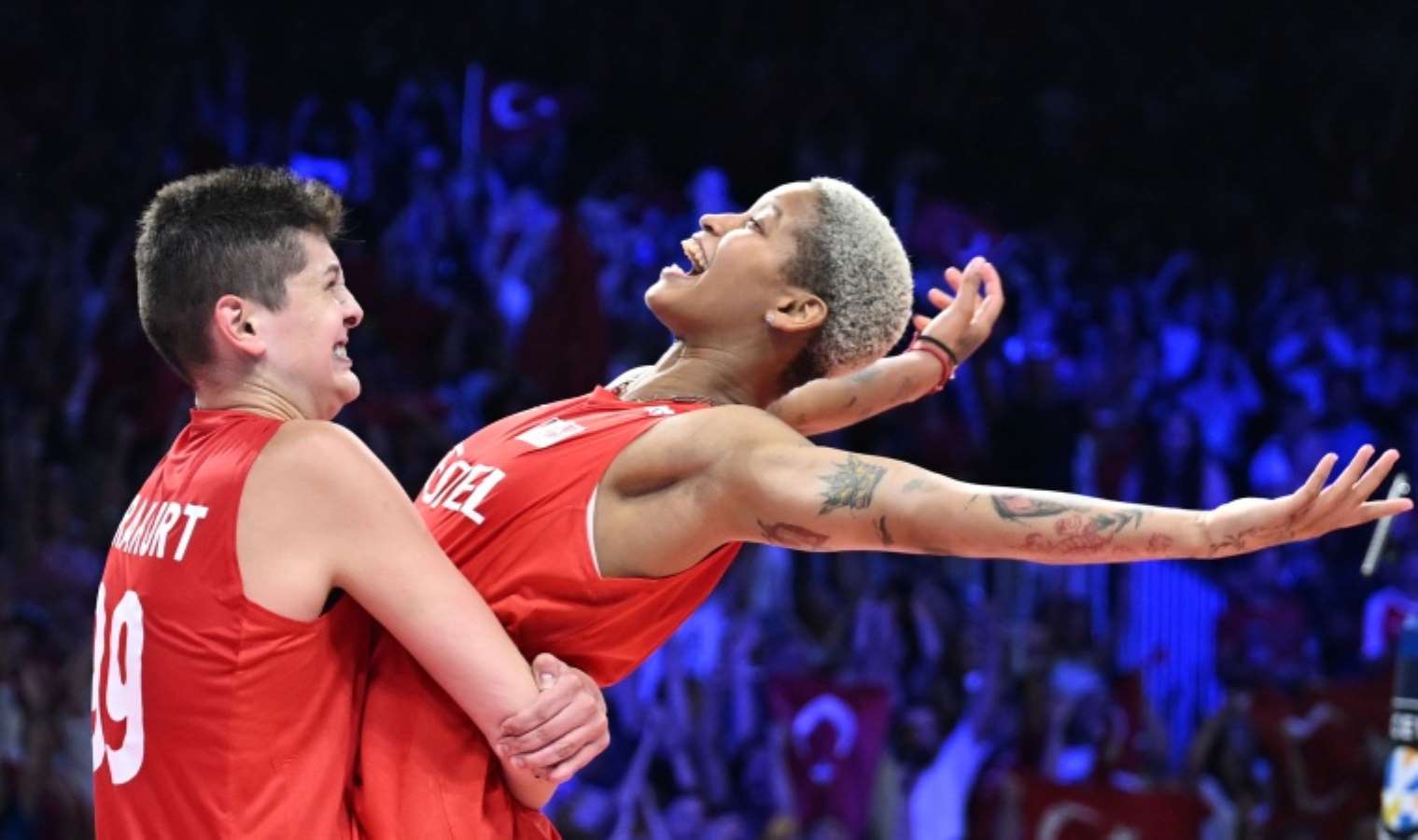 Davetiye | Kaos GL - LGBTİ+ Haber Portalı Gökkuşağı Forumu Köşe Yazısı