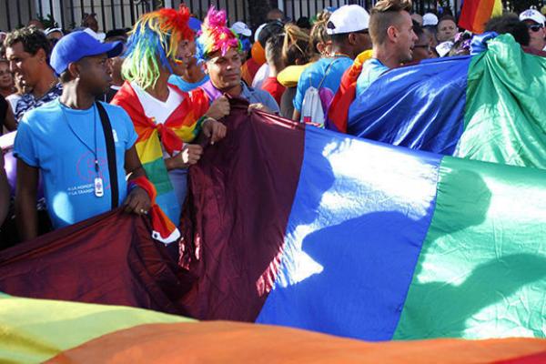 Ayrımcılığa karşı “konga”, çeşitlilik için “fiesta” | Kaos GL - LGBTİ+ Haber Portalı Haber