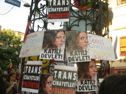 LGBT Dernekleri İstanbul&rsquo;da da, Öldürülen Dora İçin Yürüdü | Kaos GL - LGBTİ+ Haber Portalı Haber