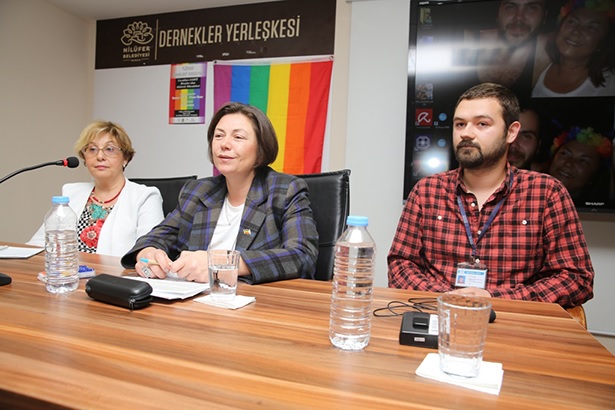 LİSTAG Bursa&rsquo;daydı: &lsquo;Çocuklarımızı koşulsuz kucaklamalıyız&rsquo; | Kaos GL - LGBTİ+ Haber Portalı Haber