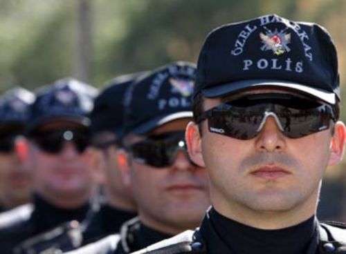 Kamu Çalışanları da Bir Aylık Askerlik İstiyor Kaos GL - LGBTİ+ Haber Portalı