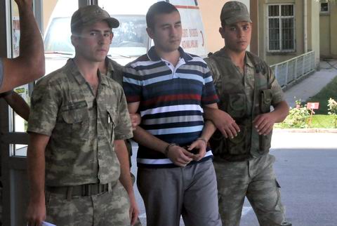 Er Utku Kalı Casusluk İddiasıyla Terör Mahkemesi’nde Yargılanacak Kaos GL - LGBTİ+ Haber Portalı