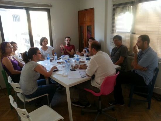 LGBTİ çalışanların sorunları İzmir’de konuşuldu Kaos GL - LGBTİ+ Haber Portalı