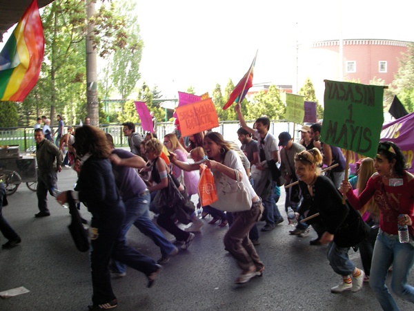 3 Mart: Dünya Seks İşçileri Hakları Günü | Kaos GL - LGBTİ+ Haber Portalı Haber