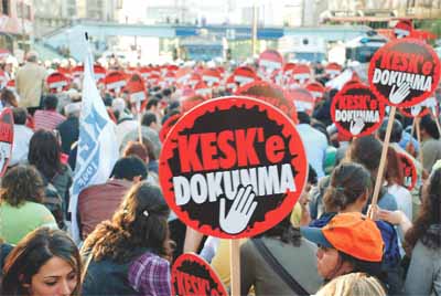 KESK Üyesi 31 Sendikacı Tutuklandı | Kaos GL - LGBTİ+ Haber Portalı Haber