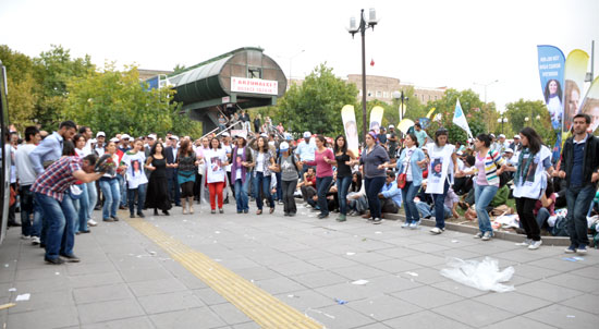 Kadın Sendikacılardan 6&rsquo;sına Tahliye | Kaos GL - LGBTİ+ Haber Portalı Haber