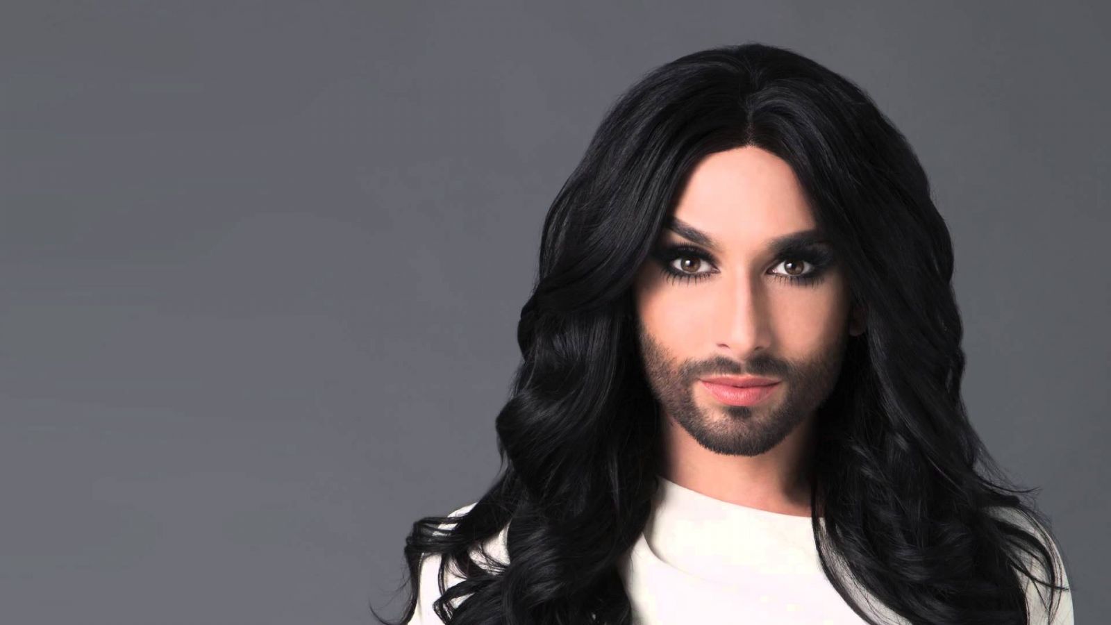 Lezbiyenler, feministler ve Conchita Wurst gastelerde | Kaos GL - LGBTİ+ Haber Portalı Haber