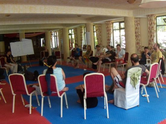 Yorgun Düşme Ey Aktivist! | Kaos GL - LGBTİ+ Haber Portalı Haber