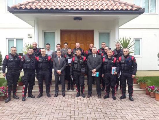 Arnavutluk polisine LGBTİ eğitimi | Kaos GL - LGBTİ+ Haber Portalı Haber