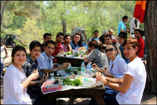 Mersinli LGBT’ler Dayanışma Pikniğinde Buluştu Kaos GL - LGBTİ+ Haber Portalı