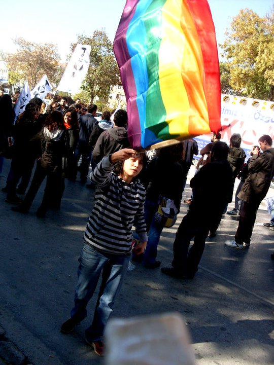 Yönelim Değil Tercih Rehberi  Seçin&rsquo;in Gazi&rsquo;si | Kaos GL - LGBTİ+ Haber Portalı Haber