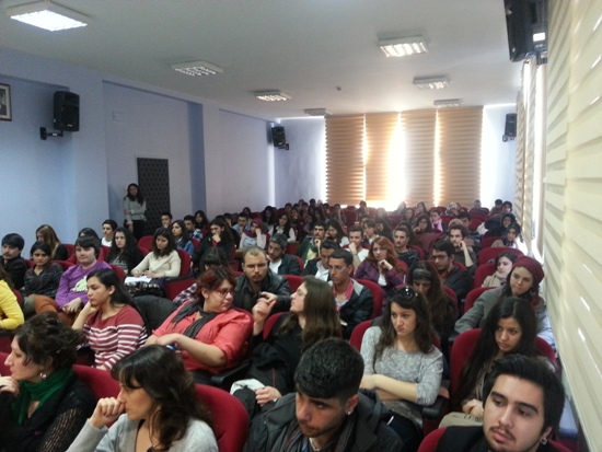 Ankara Üniversitesi DTCF Cinsel Çeşitliliği Sıcak Karşıladı | Kaos GL - LGBTİ+ Haber Portalı Haber