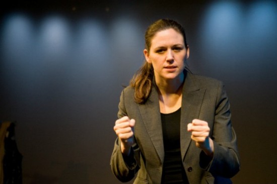 ABD’de ‘Nasıl Lezbiyen Olunur?’ Oyununa Üniversite Yasağı Kaos GL - LGBTİ+ Haber Portalı