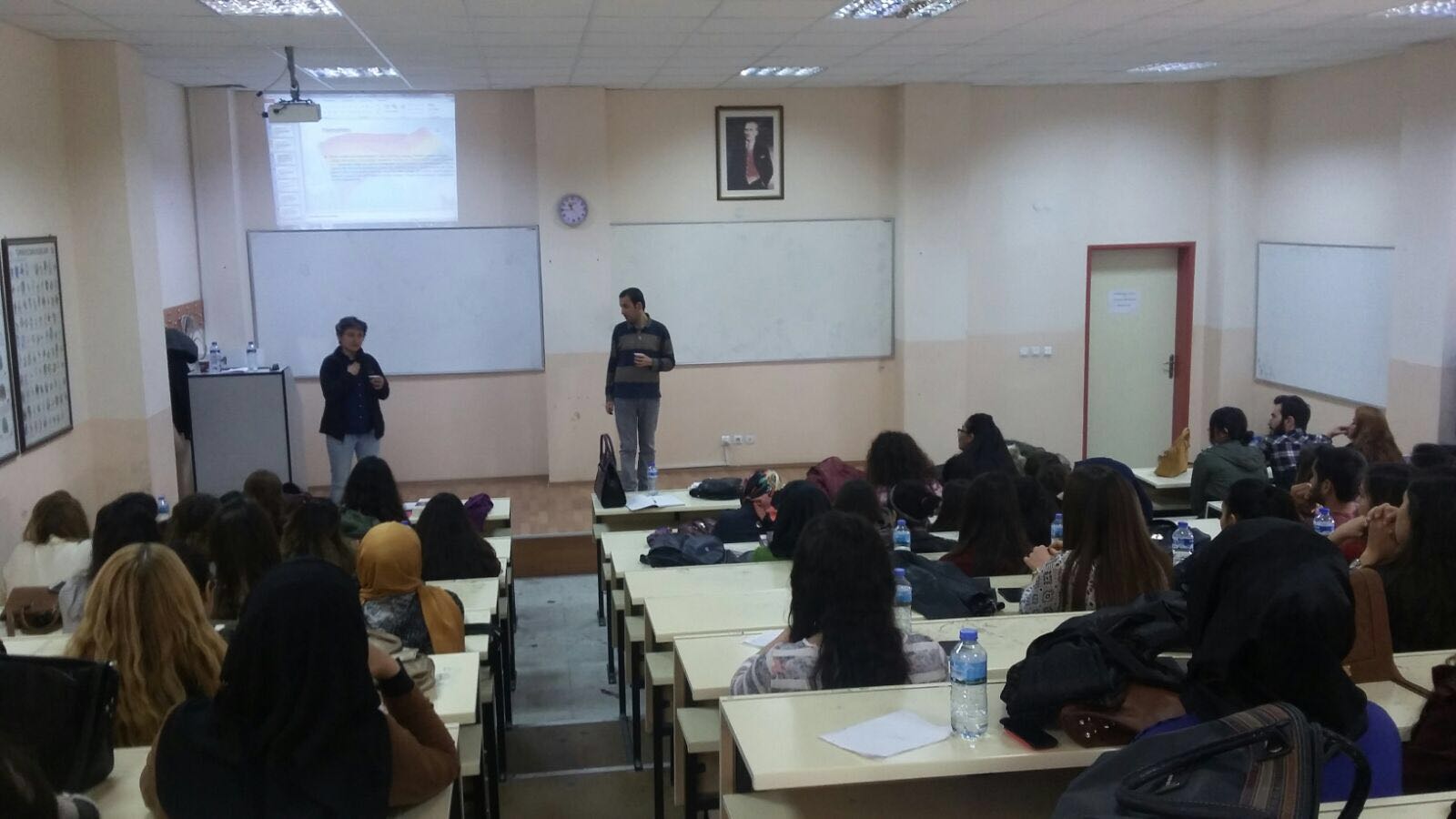 Kaos GL Eskişehir ve Nazilli&rsquo;de öğrencilerle buluştu | Kaos GL - LGBTİ+ Haber Portalı Haber