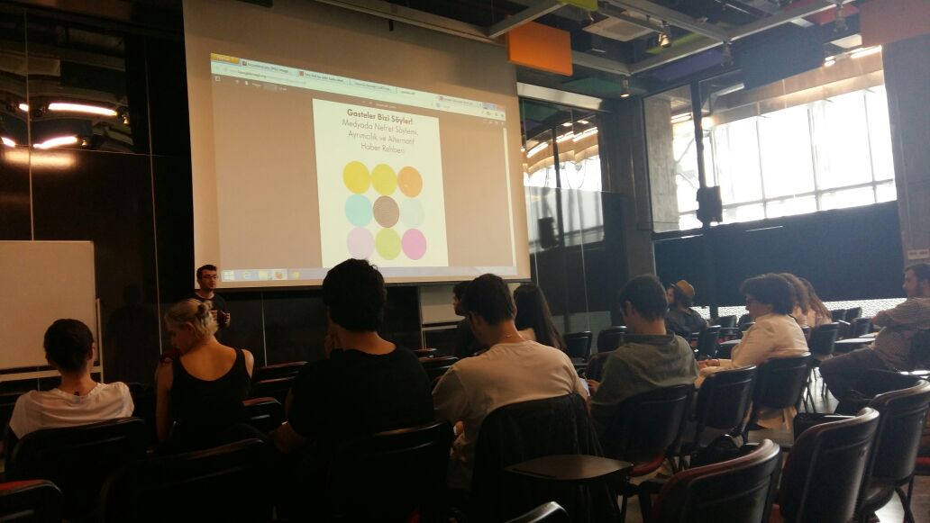 ‘Nefreti güç ilişkilerinden ayrı düşünemeyiz’ Kaos GL - LGBTİ+ Haber Portalı