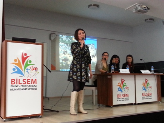 Eskişehir&rsquo;de PDR Eğitimi: Derslerdeki Anlatıda Kimler Yer Bulamaz? | Kaos GL - LGBTİ+ Haber Portalı Haber