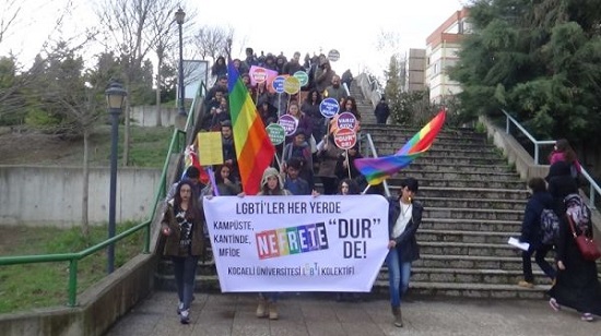 Kocaeli Üniversitesi LGBTİ Kolektifi nefrete karşı yürüdü Kaos GL - LGBTİ+ Haber Portalı