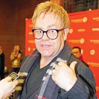 Yunan Din Adamları Homofobilerini Kustu | Kaos GL - LGBTİ+ Haber Portalı Haber