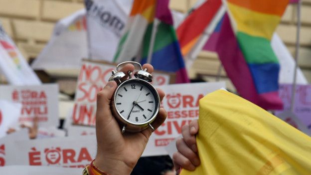 &lsquo;Katolik Kilisesi çocukları LGBT&rsquo;lere karşı silaha çeviriyor&rsquo; | Kaos GL - LGBTİ+ Haber Portalı Haber