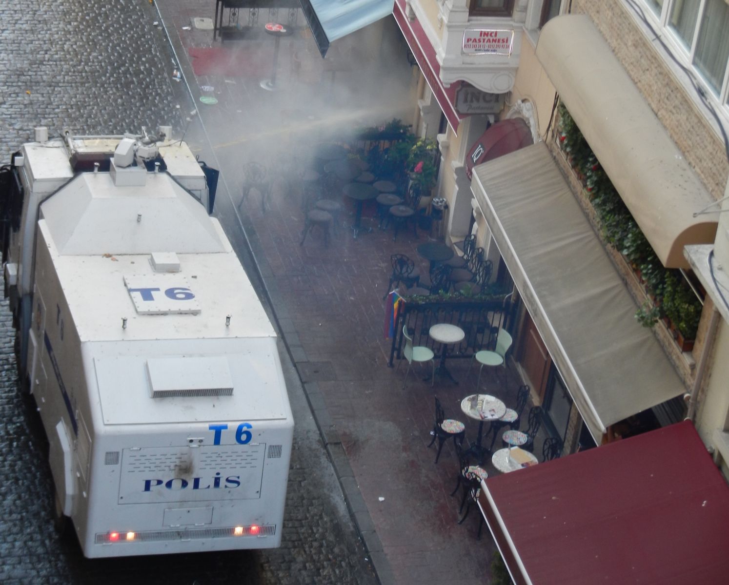 Onur hikayem: Ben buradayım, direniyorum aşkım! | Kaos GL - LGBTİ+ Haber Portalı Haber