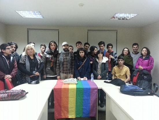 Diyarbakır&rsquo;da Homofobi Karşıtları Buluştu | Kaos GL - LGBTİ+ Haber Portalı Haber