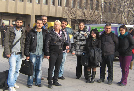 Pembe Hayat Üyesi 3 Trans'ın Davası Görüldü | Kaos GL - LGBTİ+ Haber Portalı Haber