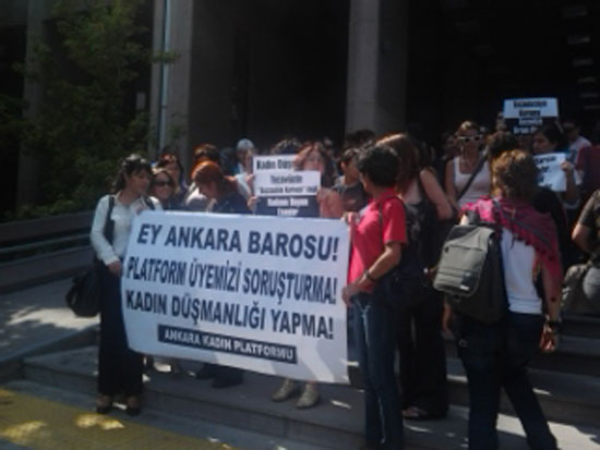 "Kadın Düşmanı Baro İstemiyoruz!" | Kaos GL - LGBTİ+ Haber Portalı Haber