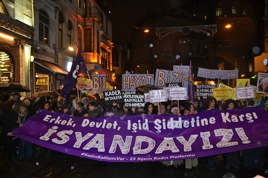 AKP’nin ‘makbul kadın’ politikasına karşı feminist forum Kaos GL - LGBTİ+ Haber Portalı