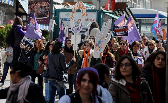 Ankara: Women took streets for March 8 despite governorate ban Kaos GL - News Portal for LGBTI+