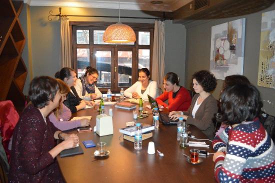 Türkiye&rsquo;nin ilk &lsquo;Engelli Kadına Yönelik Şiddet Raporu&rsquo; yolda | Kaos GL - LGBTİ+ Haber Portalı Haber