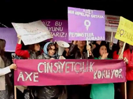 Boğaziçili Kadınlardan ‘Axe Etkisi’ne Feminist Tepki! Kaos GL - LGBTİ+ Haber Portalı