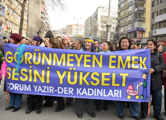 Köylü Kadınlardan Atak Kaos GL - LGBTİ+ Haber Portalı