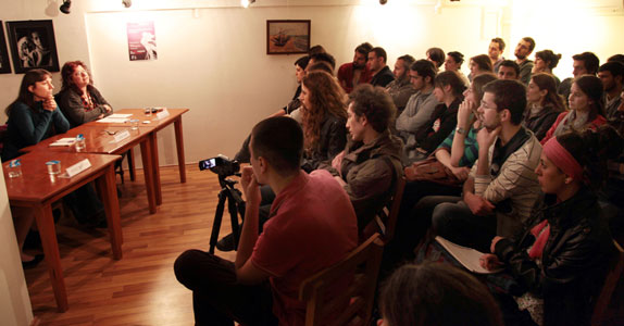 "Erkeklerden, Sermayeden, Devletten Bağımsızlık" Kaos GL - LGBTİ+ Haber Portalı