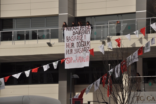 Nikâh Değil Dairenizi Basarız! | Kaos GL - LGBTİ+ Haber Portalı Haber