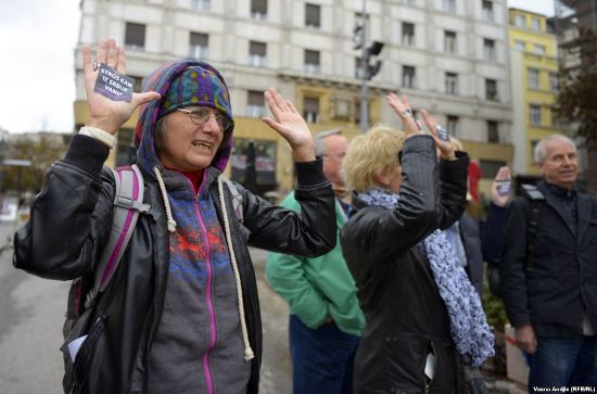 Sırbistanlı Feministlerden Tecavüz Davaları Sanığı Strauss-Kahn&rsquo;a: Defol! | Kaos GL - LGBTİ+ Haber Portalı Haber