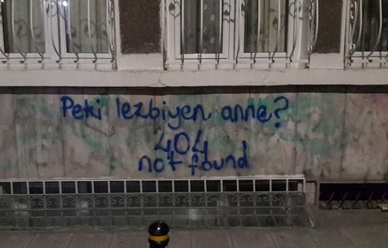"Ben yarım sevgilim yarım, ettik mi tam kadın?" | Kaos GL - LGBTİ+ Haber Portalı Haber